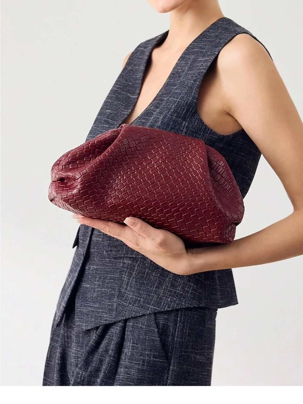 N/A elegant woven